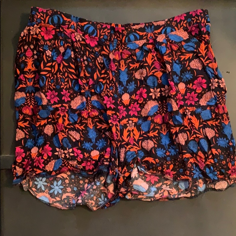 Loose Fitting Shorts